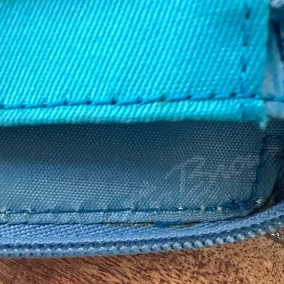 FREE Samantha HSN Travel Wallet/Cross Body Turquoise Blue Faux Croco RFID Block - Picture 4 of 10